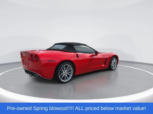 Used 2011 Red Chevrolet Convertible 1LT image 4