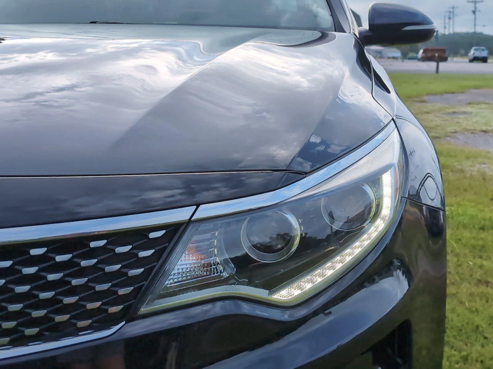 Used 2016 Ebony Black Kia EX image 11