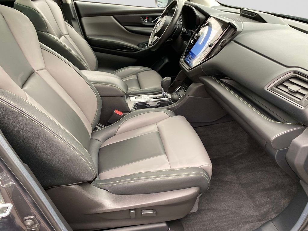 Used 2024 Gray Subaru Onyx Edition image 27