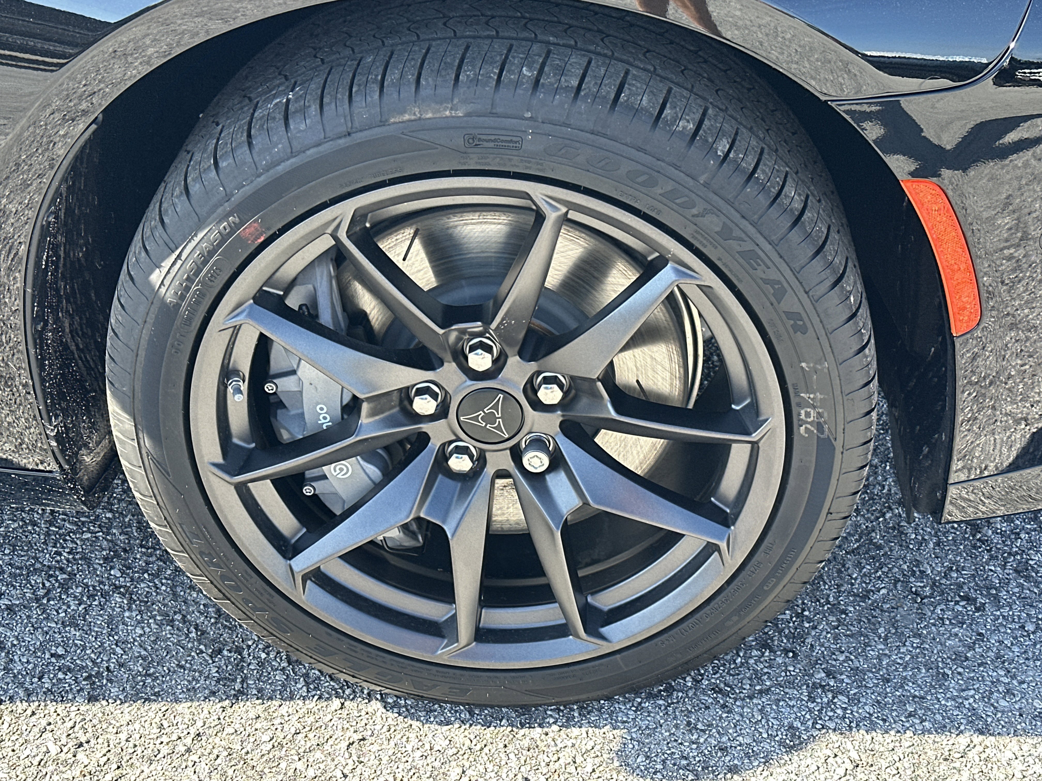 New 2026 Diamond Black Crystal Pearlcoat Dodge Scat Pack image 13