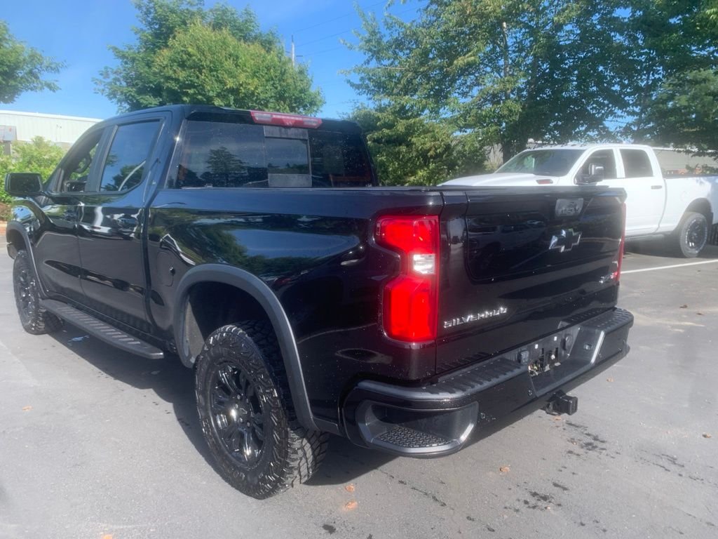 Used 2022 Black Chevrolet ZR2 image 2
