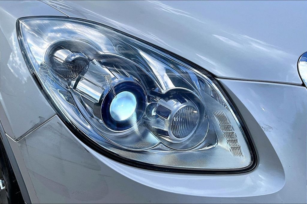 Used 2011 White Buick CXL image 31