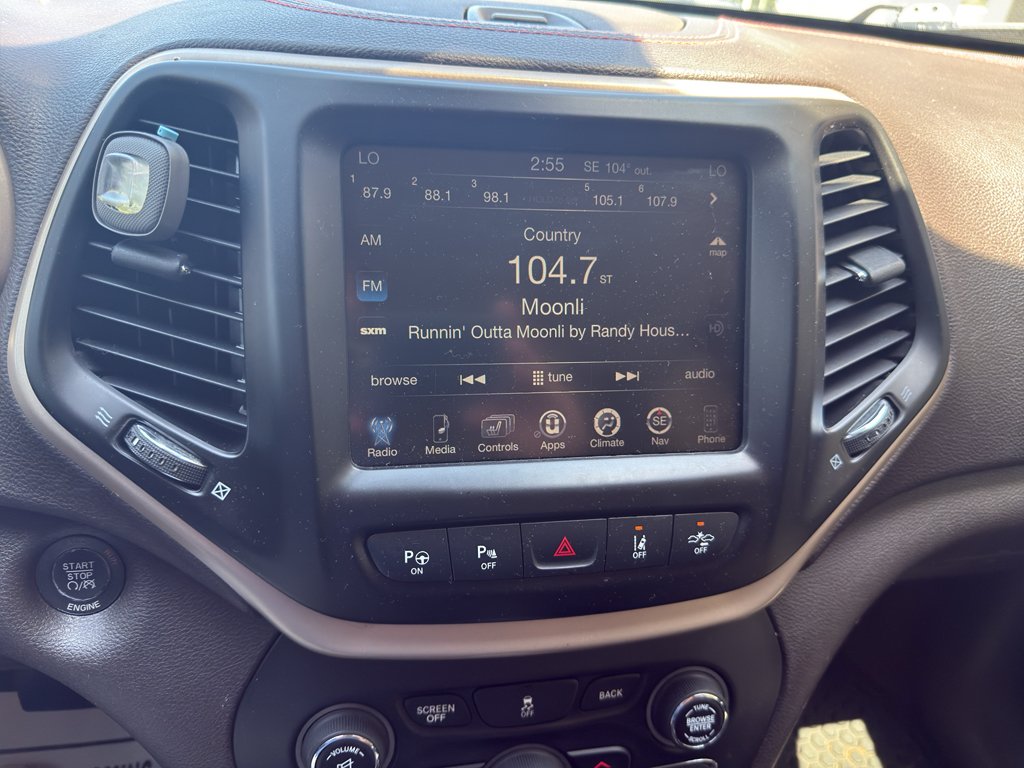 Used 2014 Anvil Clear Coat Jeep Trailhawk image 13