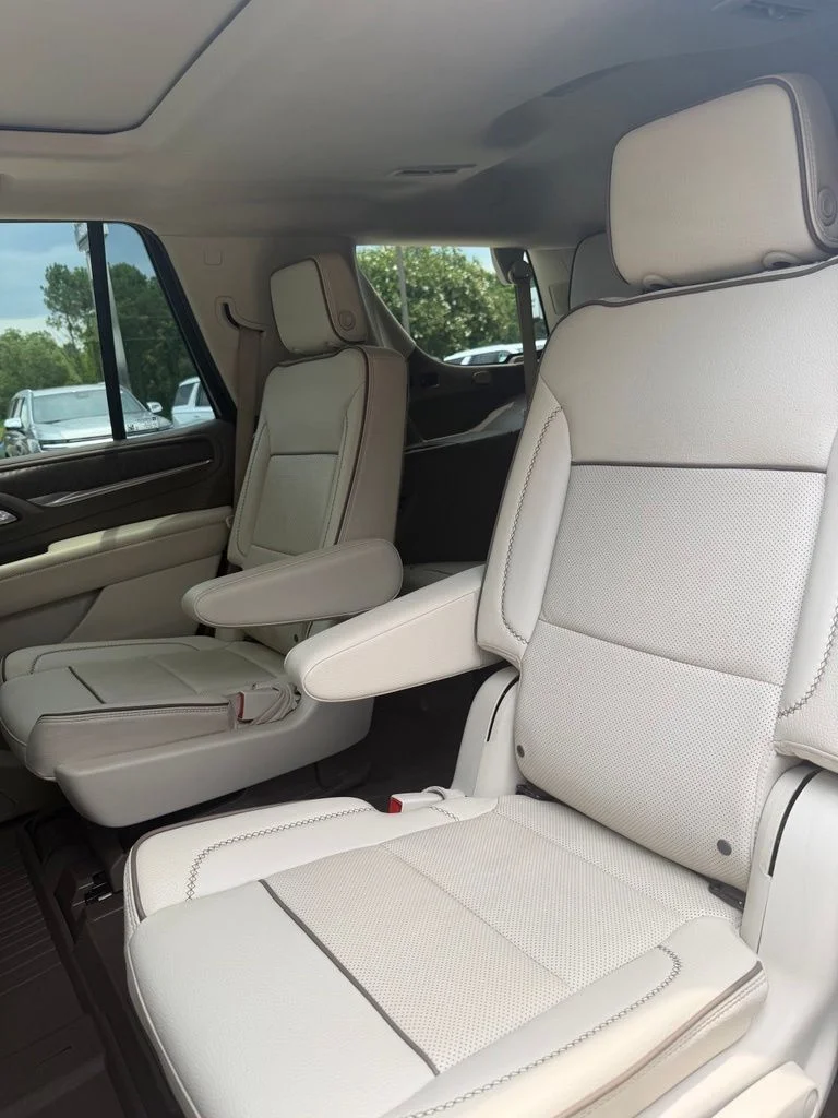 Used 2024 White GMC Denali image 18