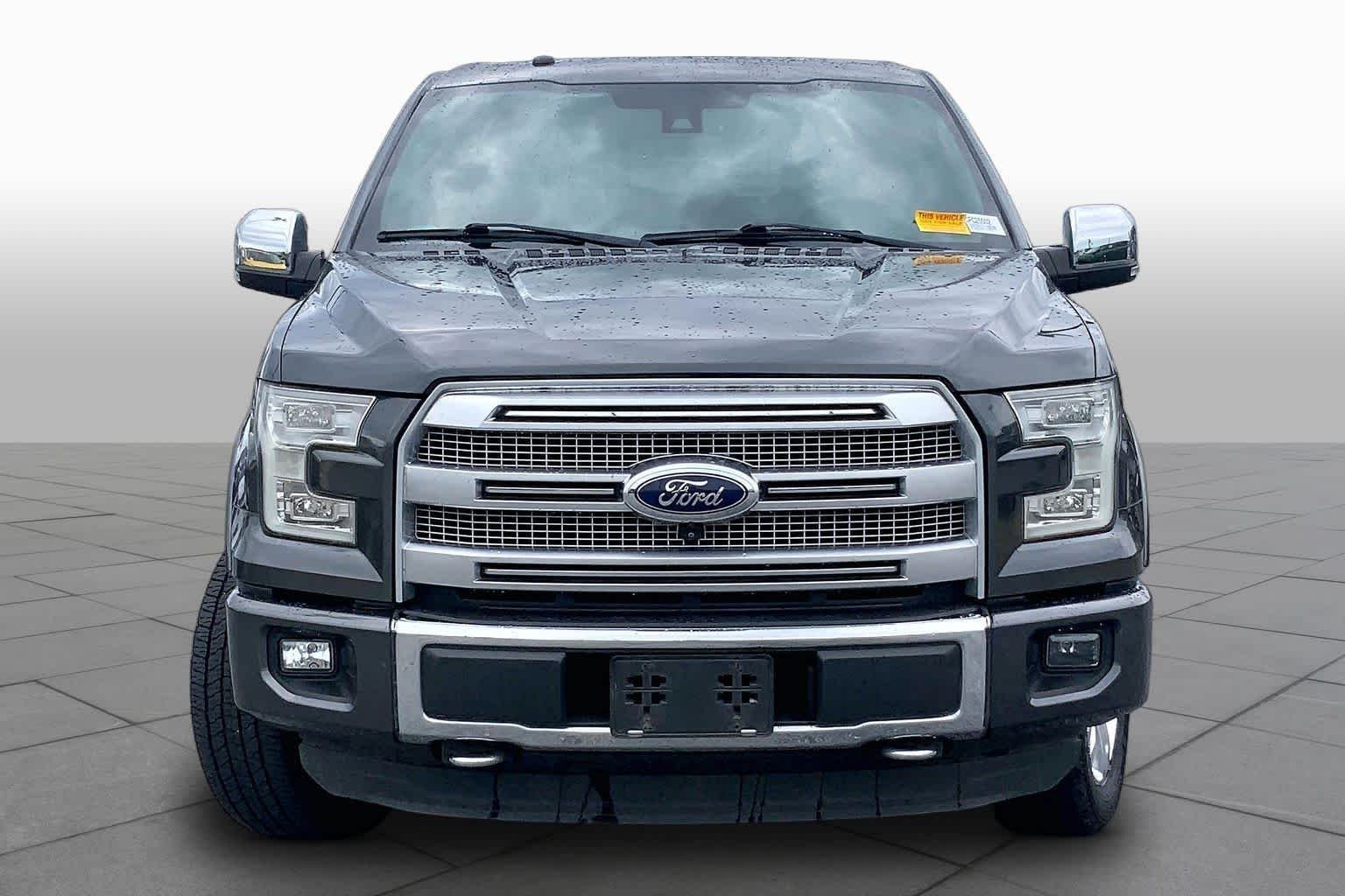 Used 2016 Magnetic Metallic Ford Platinum image 4