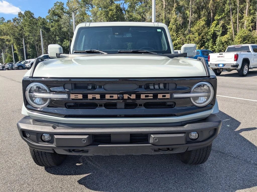 Used 2024 Cactus Green / Gray Ford Outer Banks image 9