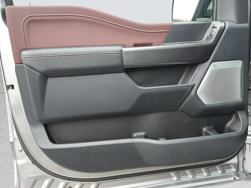 Used 2021 Silver Ford Lariat image 11
