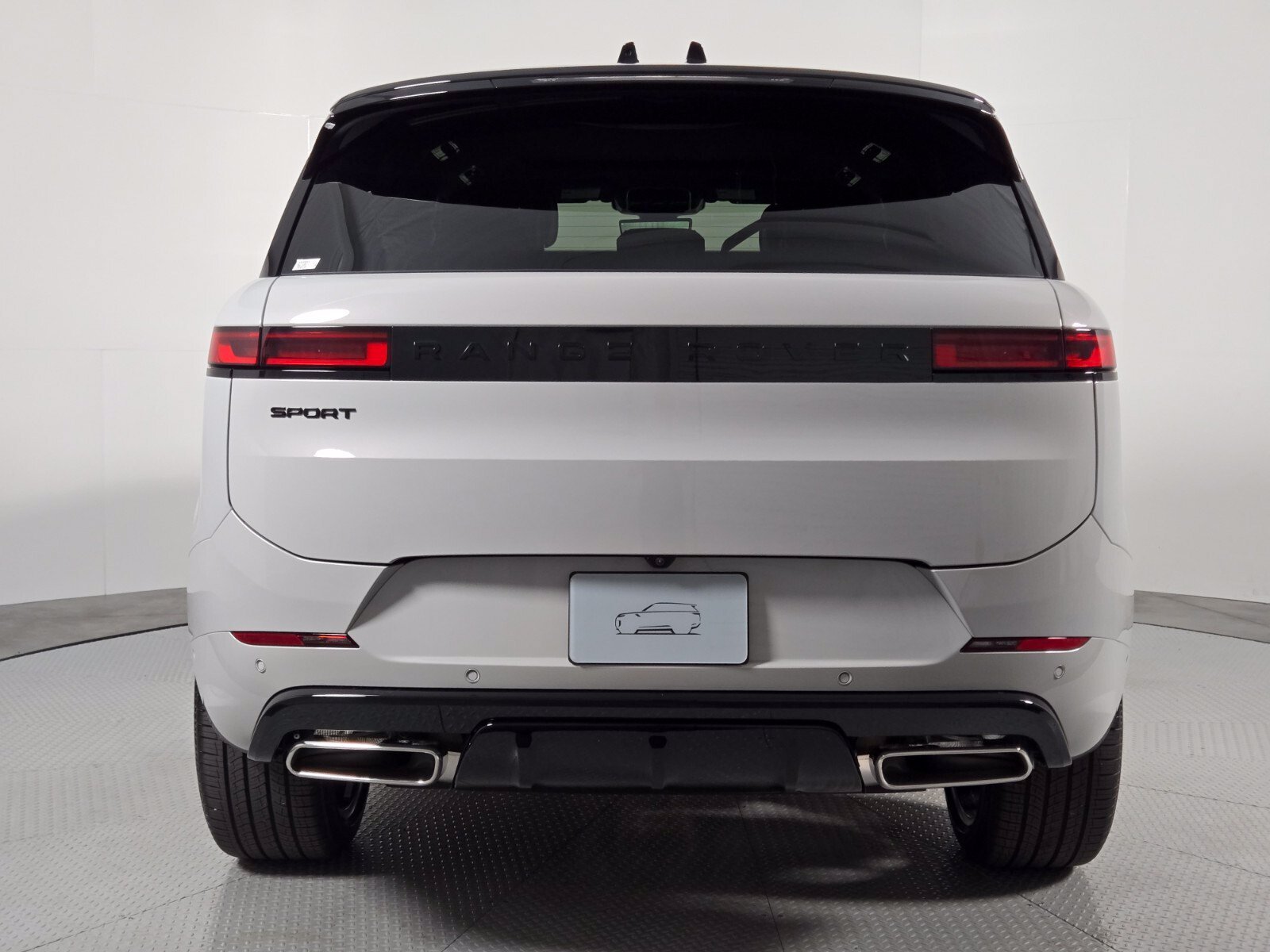 New 2027 Borasco Grey Land Rover Dynamic SE image 7