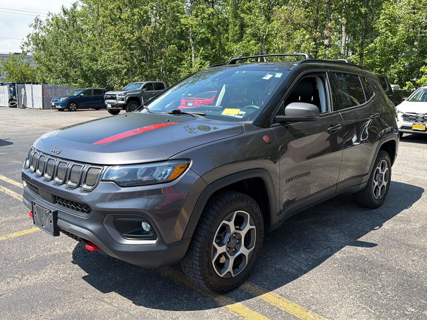 Used 2022 Granite Crystal Metallic Clearcoat Jeep Trailhawk image 7