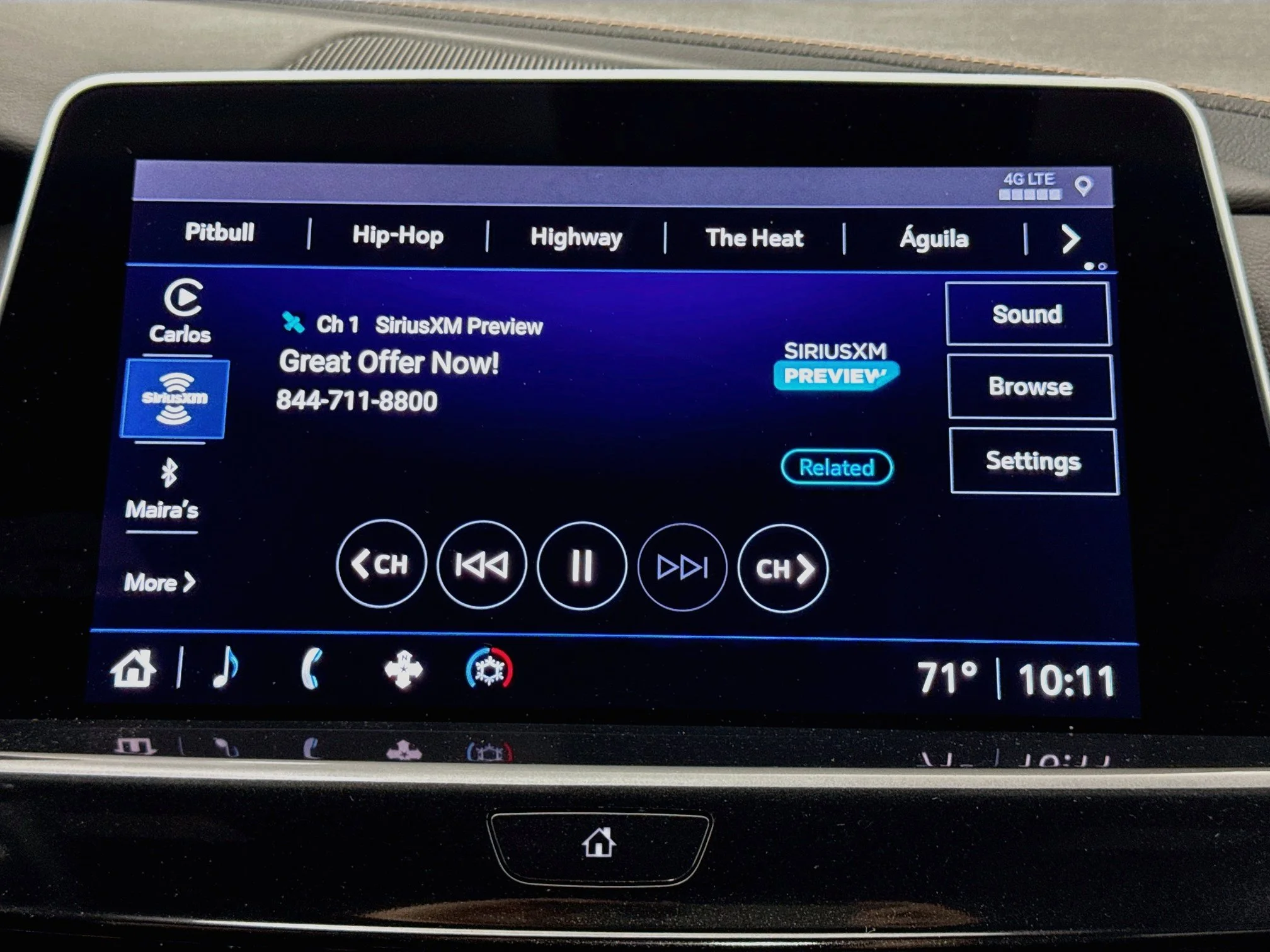Used 2023 Argent Silver Metallic Cadillac Sport image 16