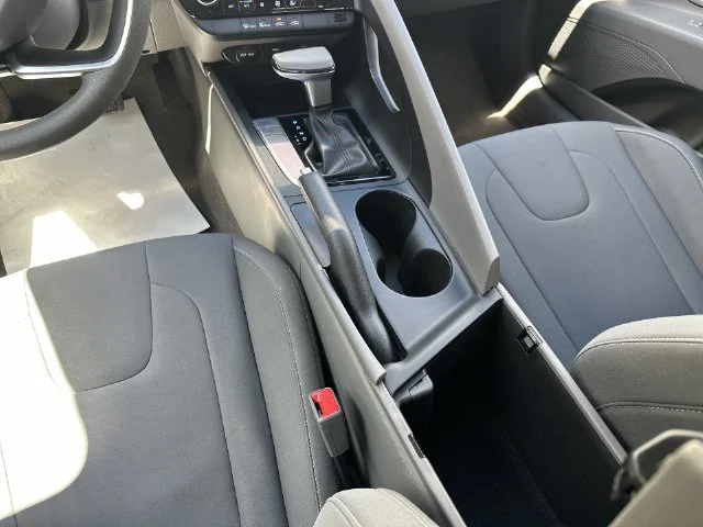 Used 2024 Gray Hyundai SEL image 23