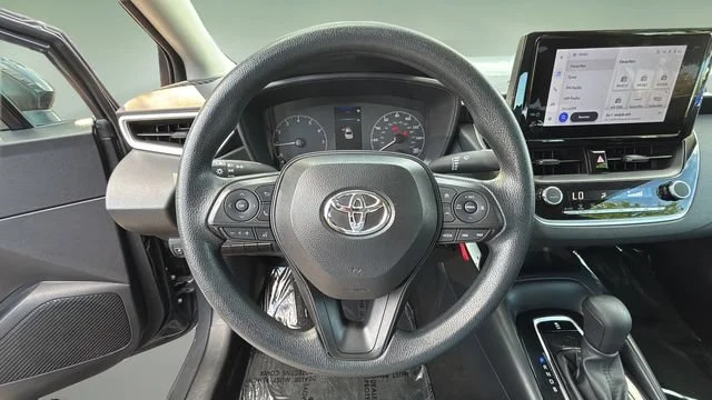 Used 2024  Toyota LE image 12
