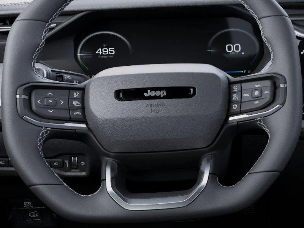 New 2026 Silver Zynith Clear-Coat Exterior Paint Jeep Laredo image 19