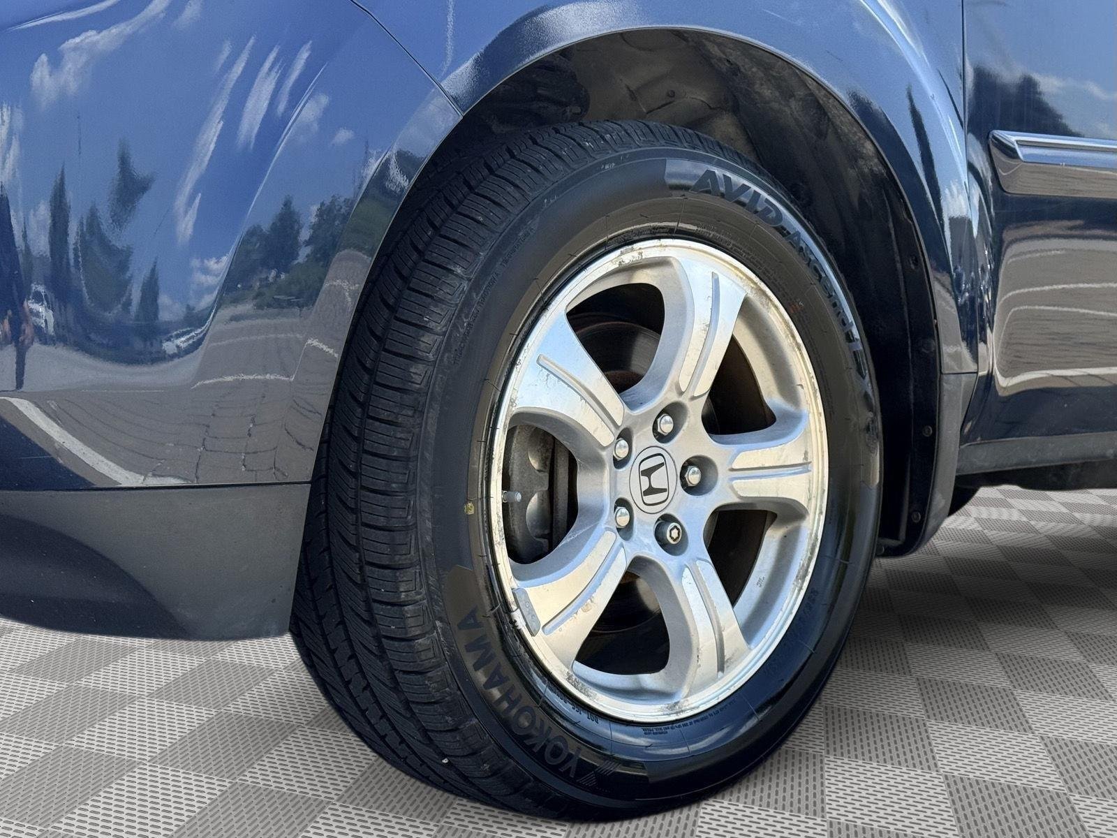 Used 2012 Bali Blue Pearl Honda EX-L image 8