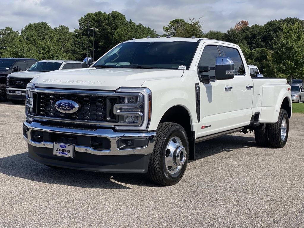 New 2026 Star White Metallic Tri-Coat Ford F-350® King Ranch® image 6