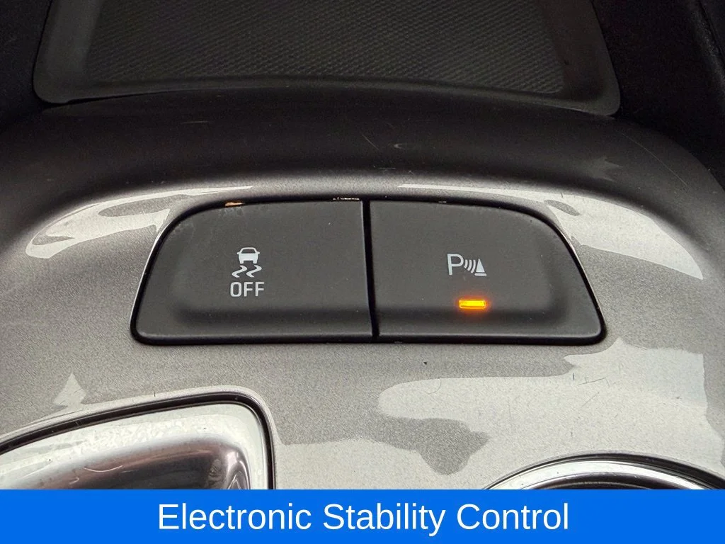 Used 2025 Sterling Gray Metallic Chevrolet 1LT image 13