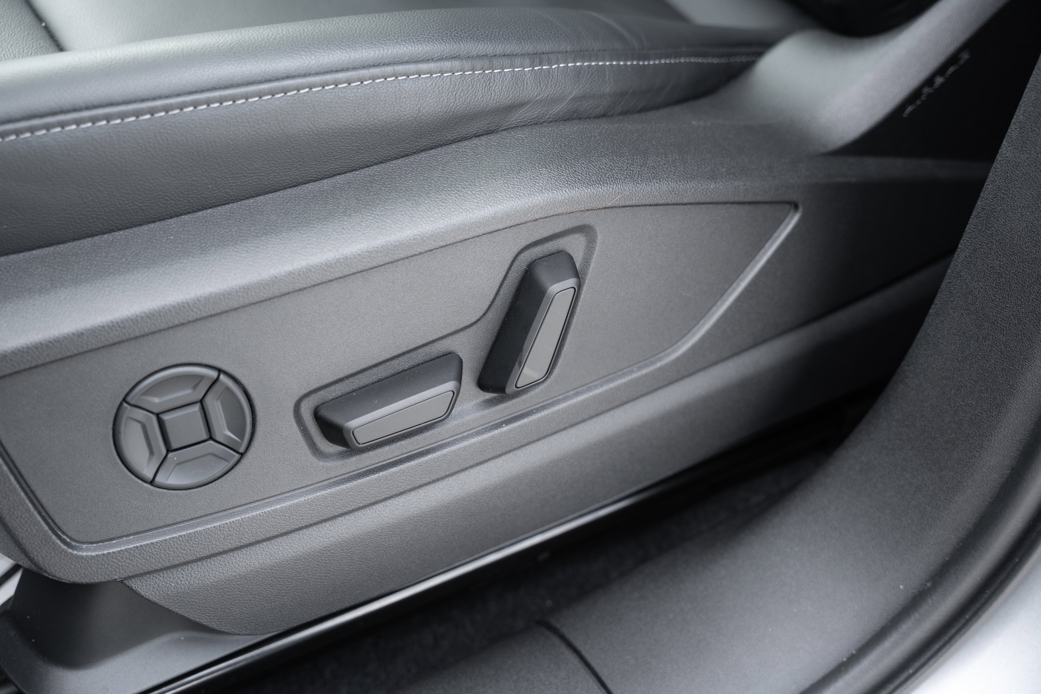 2025 Audi Q5 Premium Plus - Photo 20