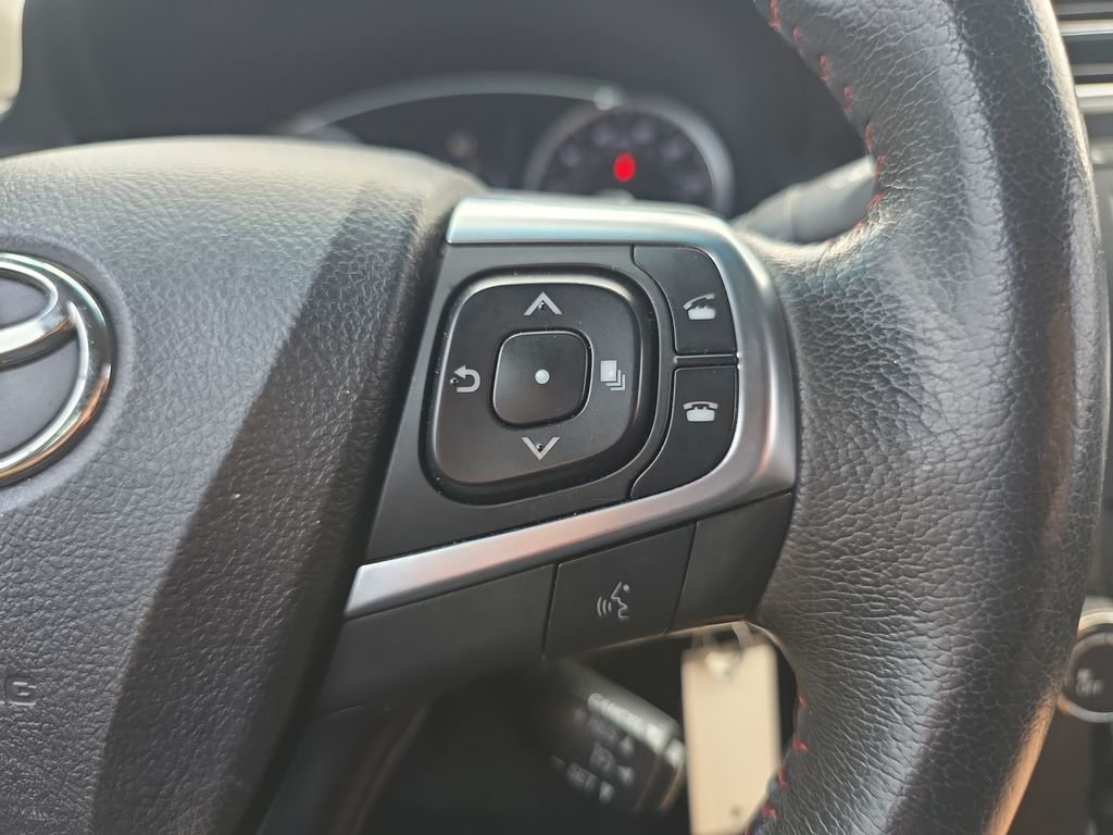 Used 2015 Gray Toyota SE image 23