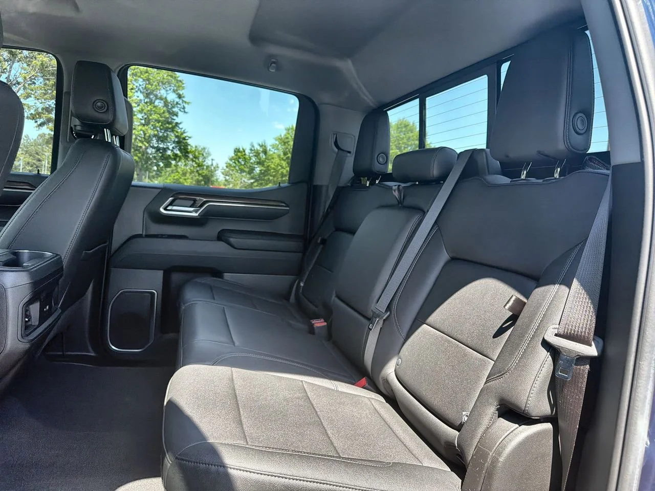 Used 2023 Northsky Blue Metallic Chevrolet RST image 20