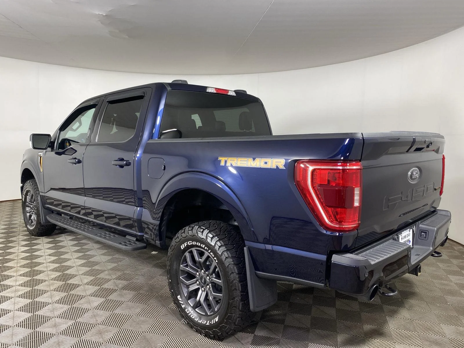 Used 2023 Antimatter Blue Ford Tremor image 5