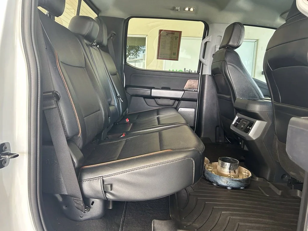 Used 2025 White Ford XL image 32