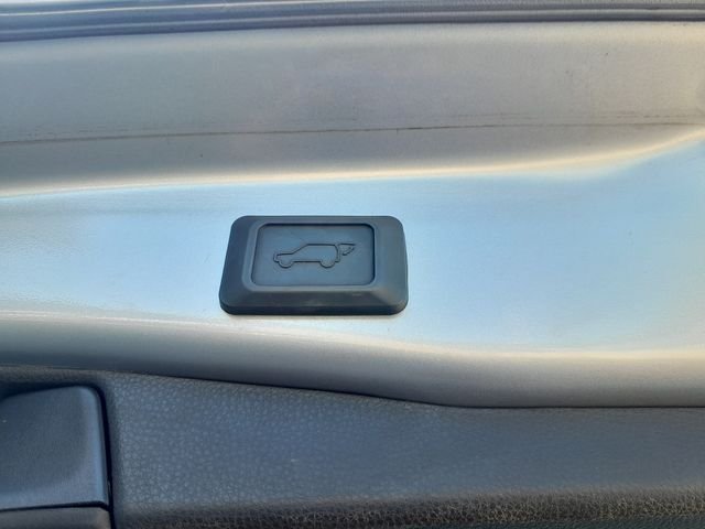2024 Toyota RAV4 XLE - Photo 51
