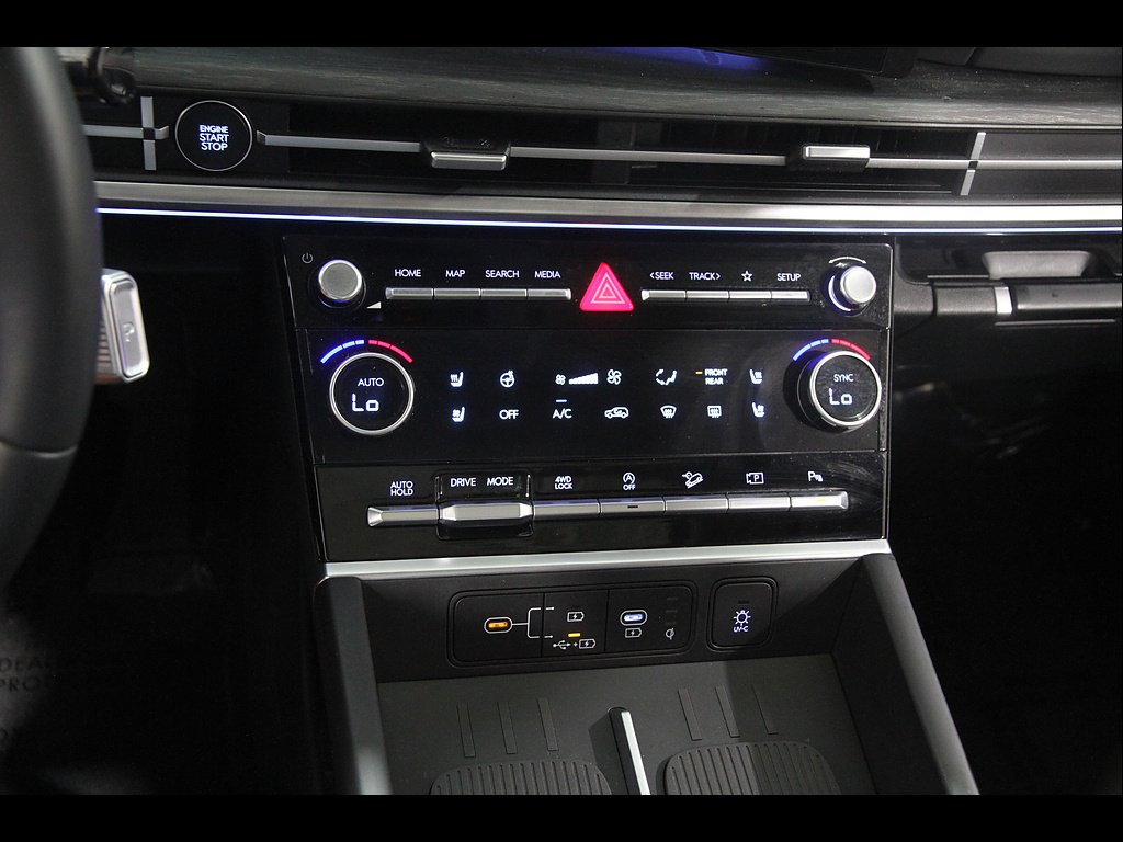 2025 Hyundai Santa Fe Limited - Photo 15