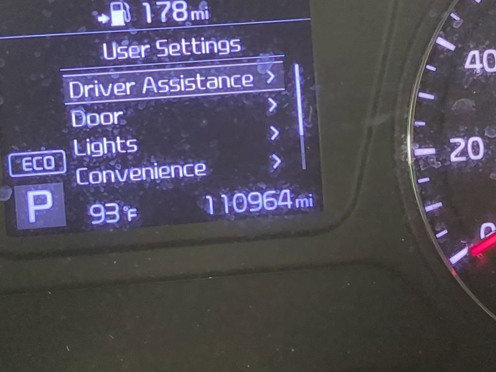 2020 Kia Sorento LX - Photo 36
