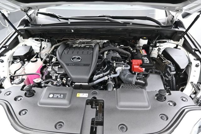 Used 2024 White Lexus 350 F SPORT Handling image 27