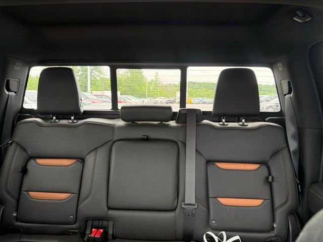 Used 2020 SATIN STEEL METALLIC GMC AT4 image 17