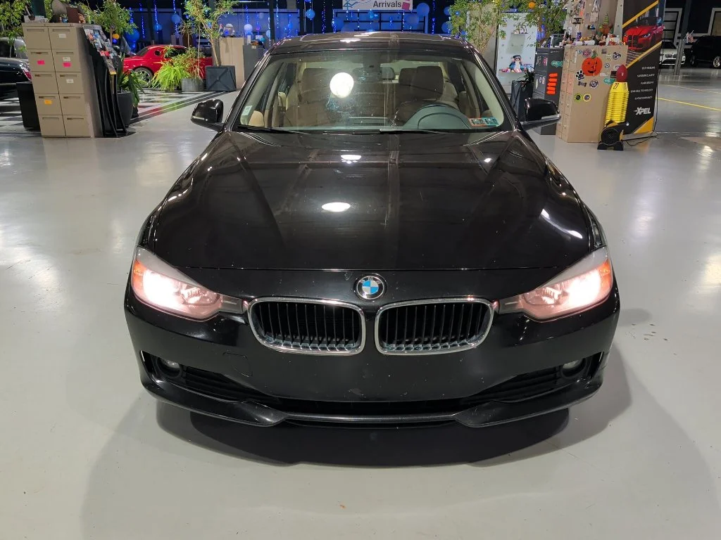 Used 2014 Black BMW 320i xDrive image 7