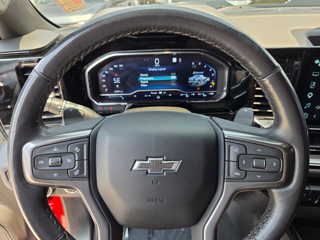 Used 2022 Red Chevrolet ZR2 image 29
