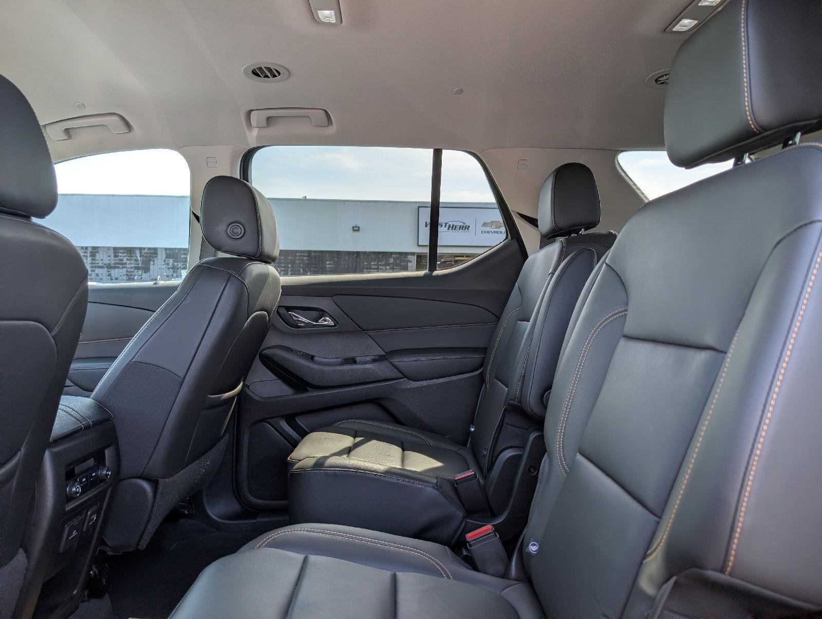 Used 2021 Cajun Red Tintcoat Chevrolet RS image 10
