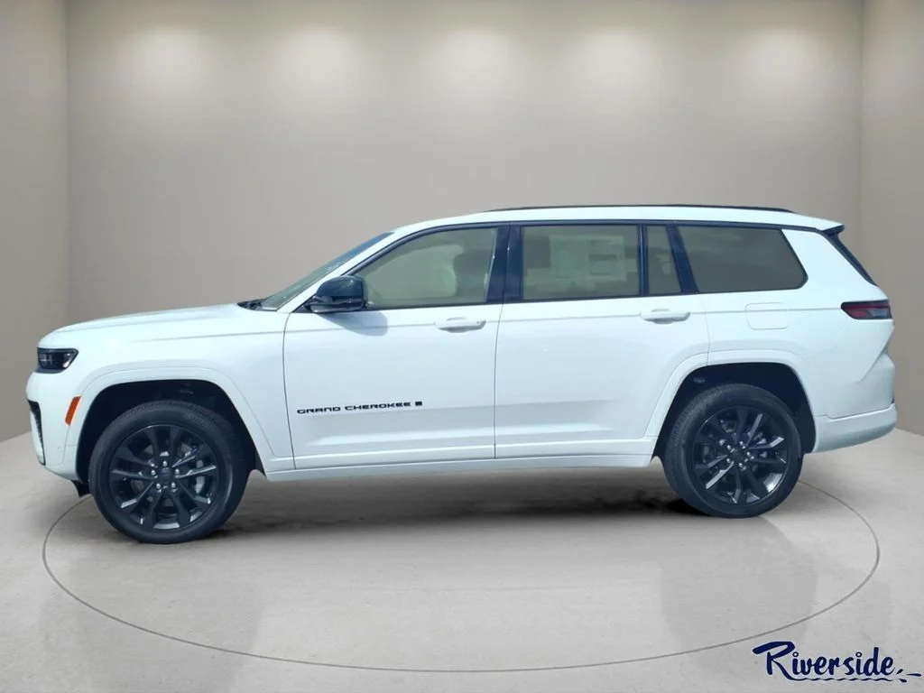 New 2026 Bright White Clearcoat Jeep Limited Reserve image 3