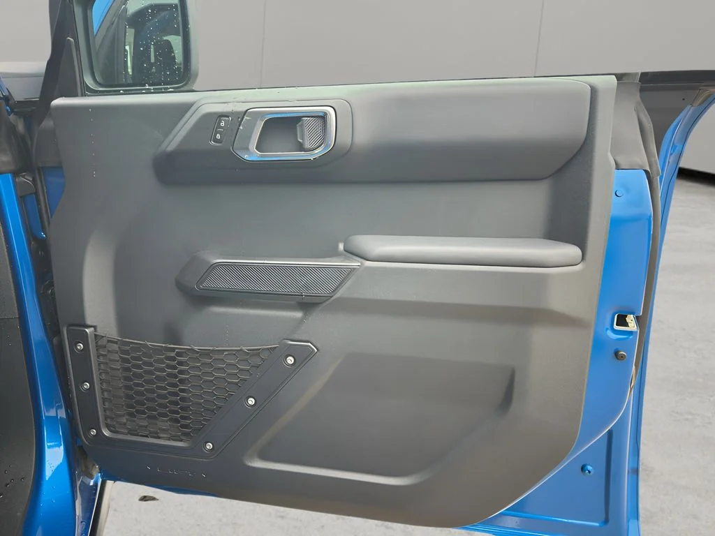New 2026 Velocity Blue Metallic Ford Badlands image 28