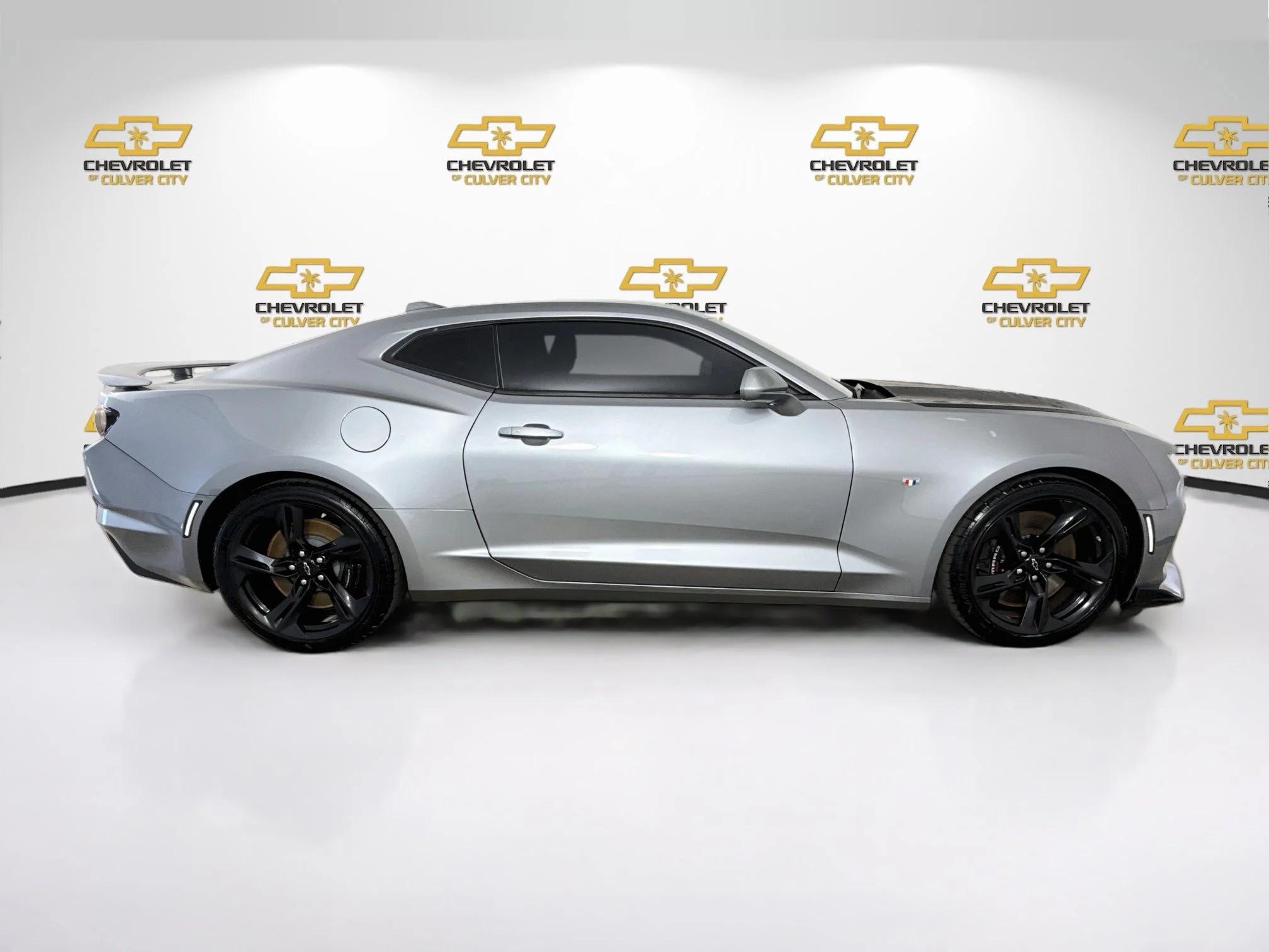 Used 2024 Sharkskin Metallic Chevrolet 2SS image 9