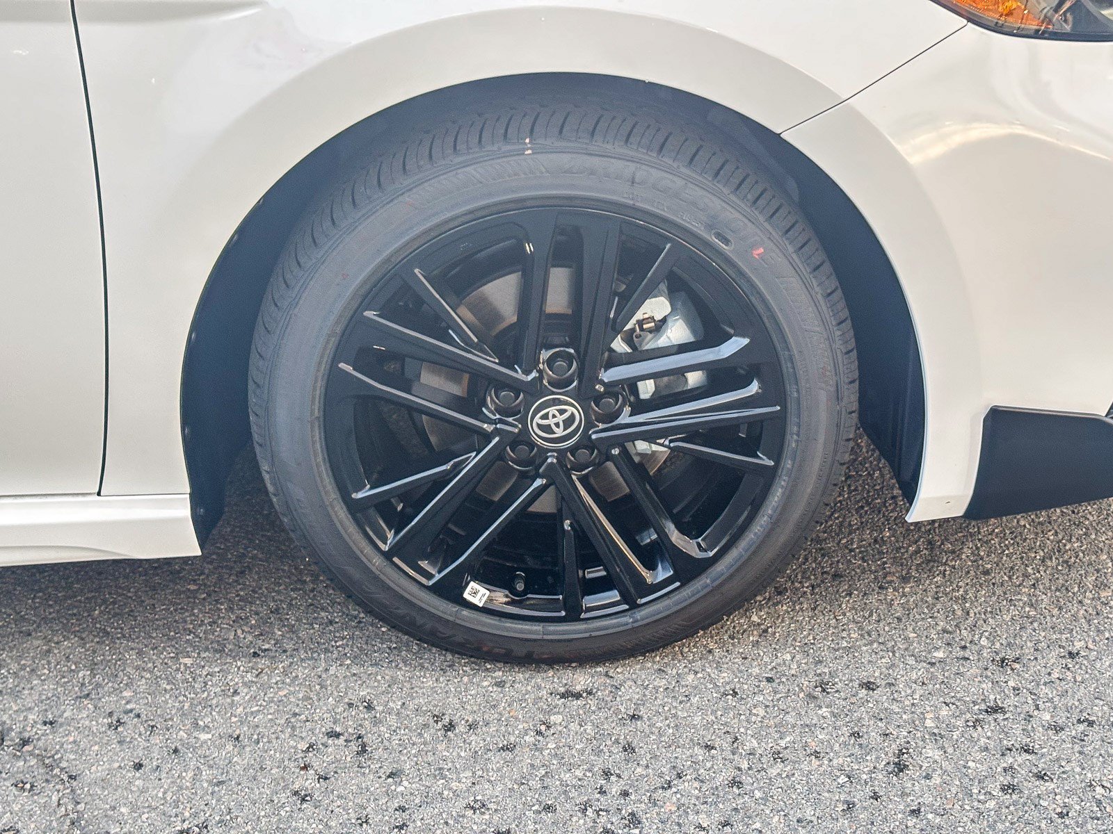 New 2026 Ice Cap Toyota  SE image 10