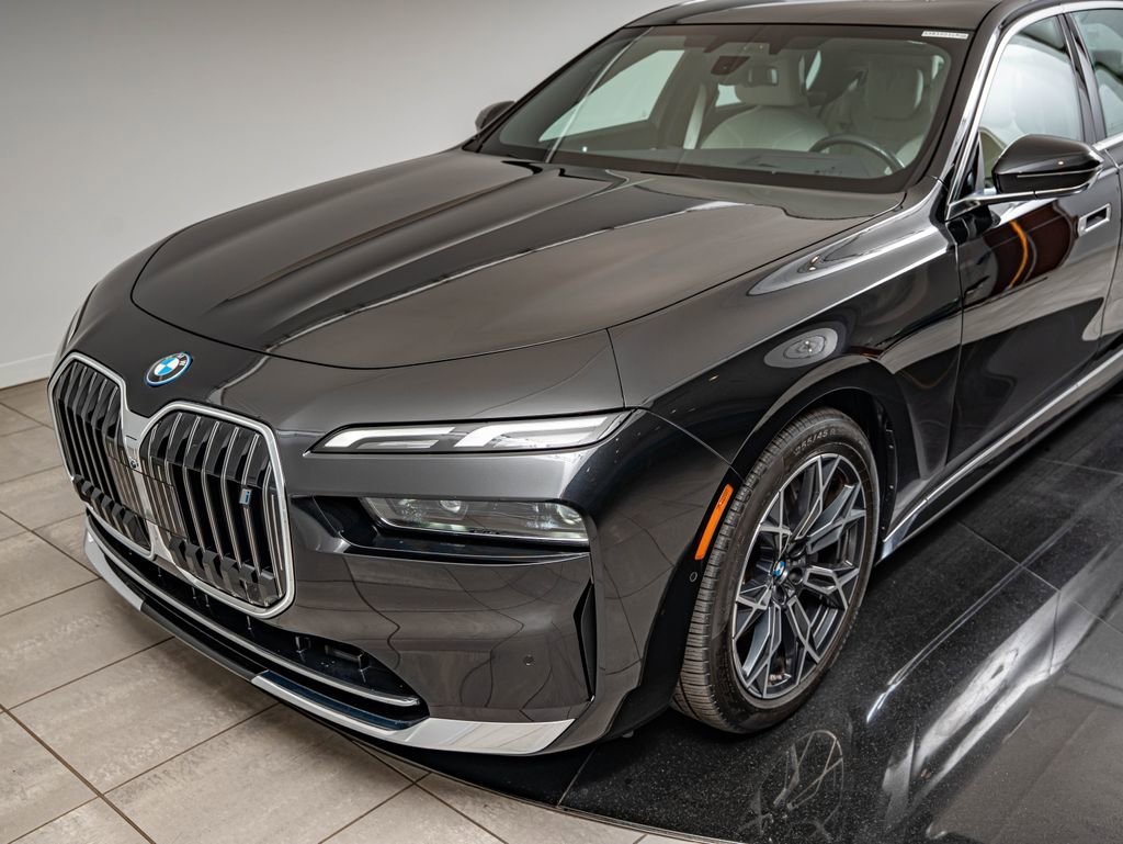 Used 2024 Black Sapphire Metallic BMW eDrive50 image 14