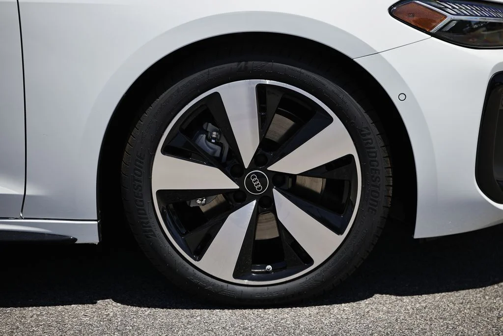 New 2026 Glacier White Metallic Audi 2.0T Prestige image 5