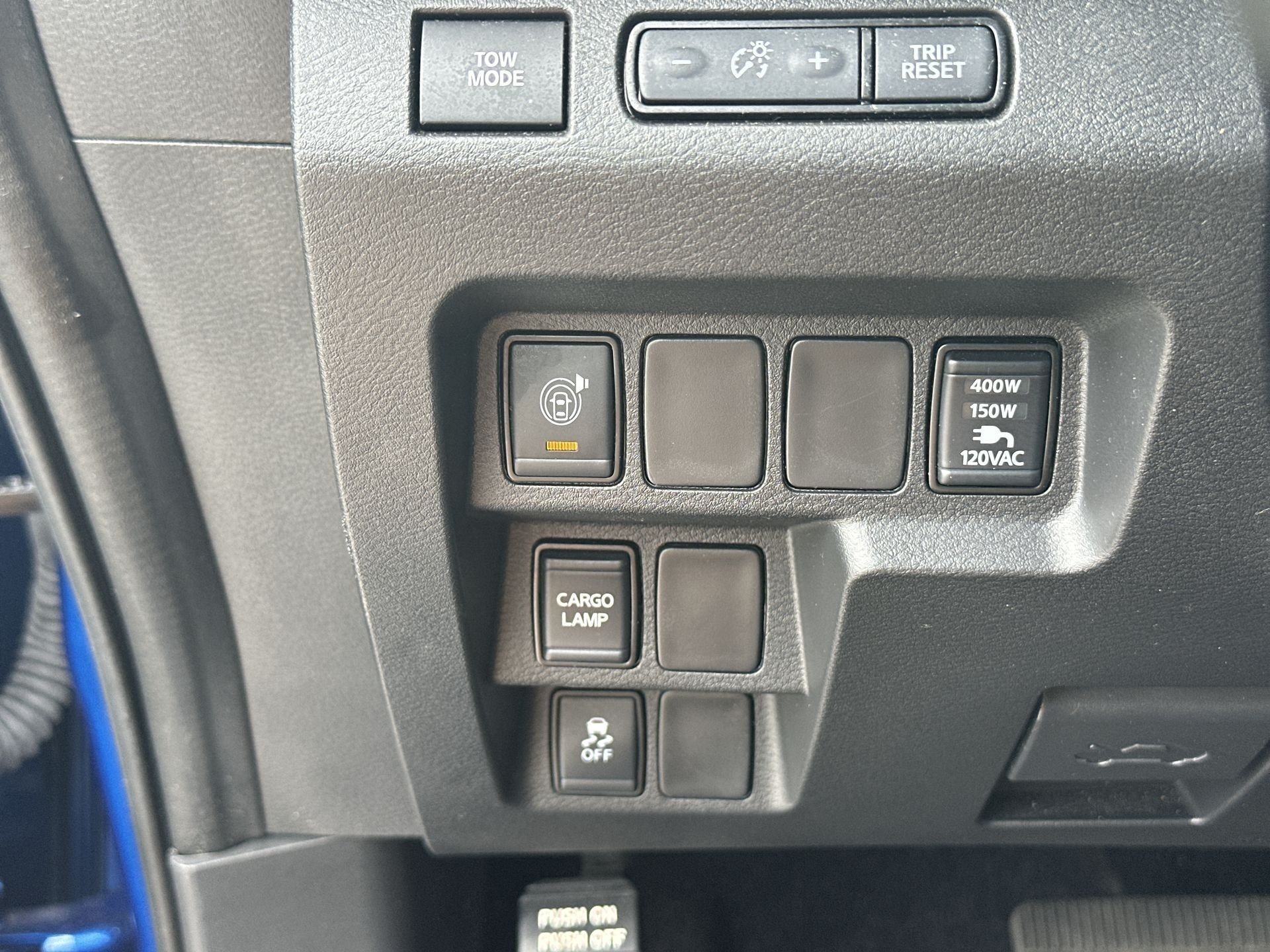 2024 Nissan Frontier SL - Photo 17