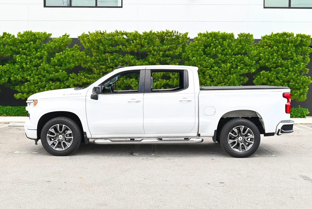 Used 2022 White Chevrolet RST image 3