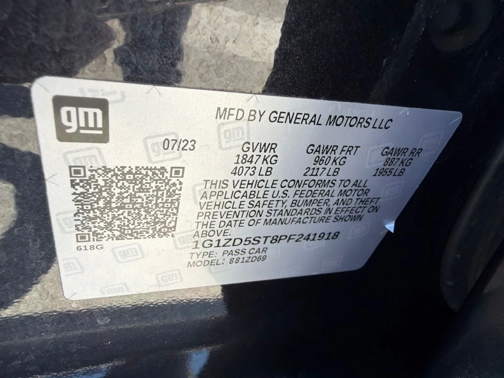 Used 2023 Gray Chevrolet LT image 23