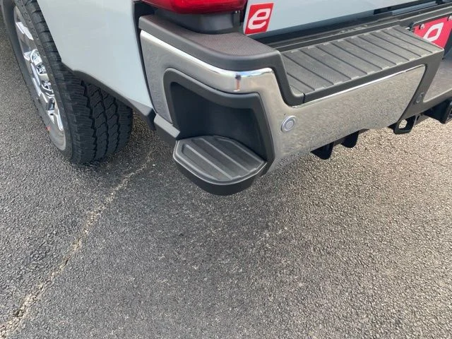 New 2026 Avalanche Ford F-250® Lariat® image 37