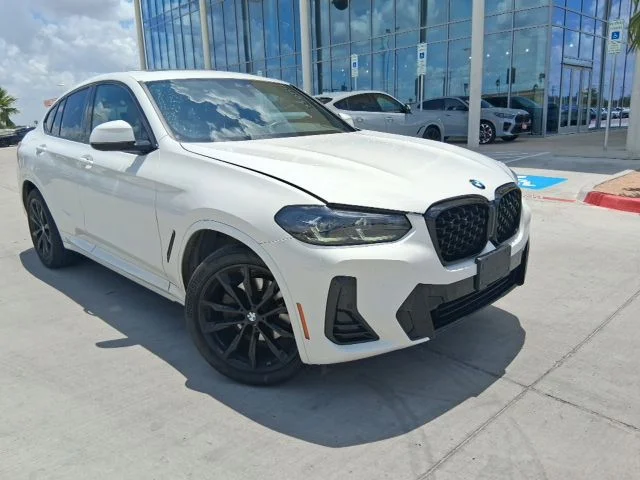 Used 2023 White BMW xDrive30i image 1