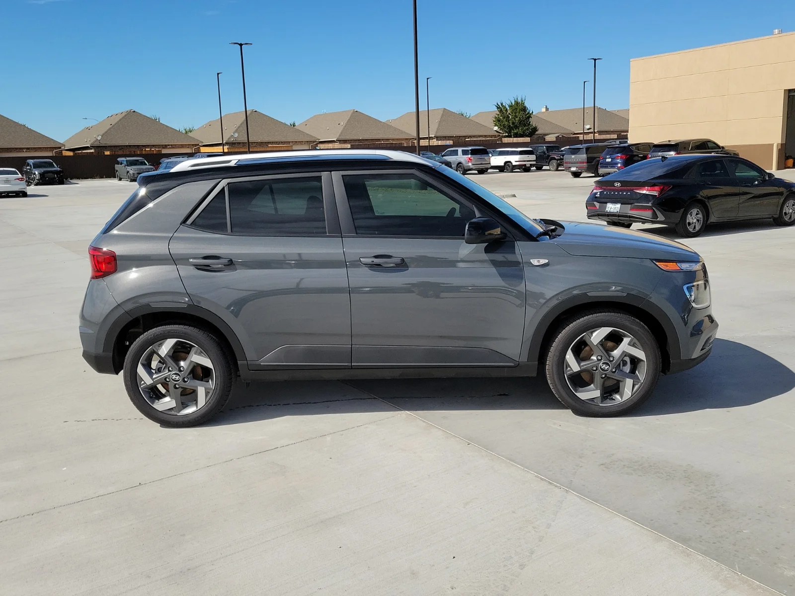New 2026 Ecotronic Gray Hyundai SEL image 5
