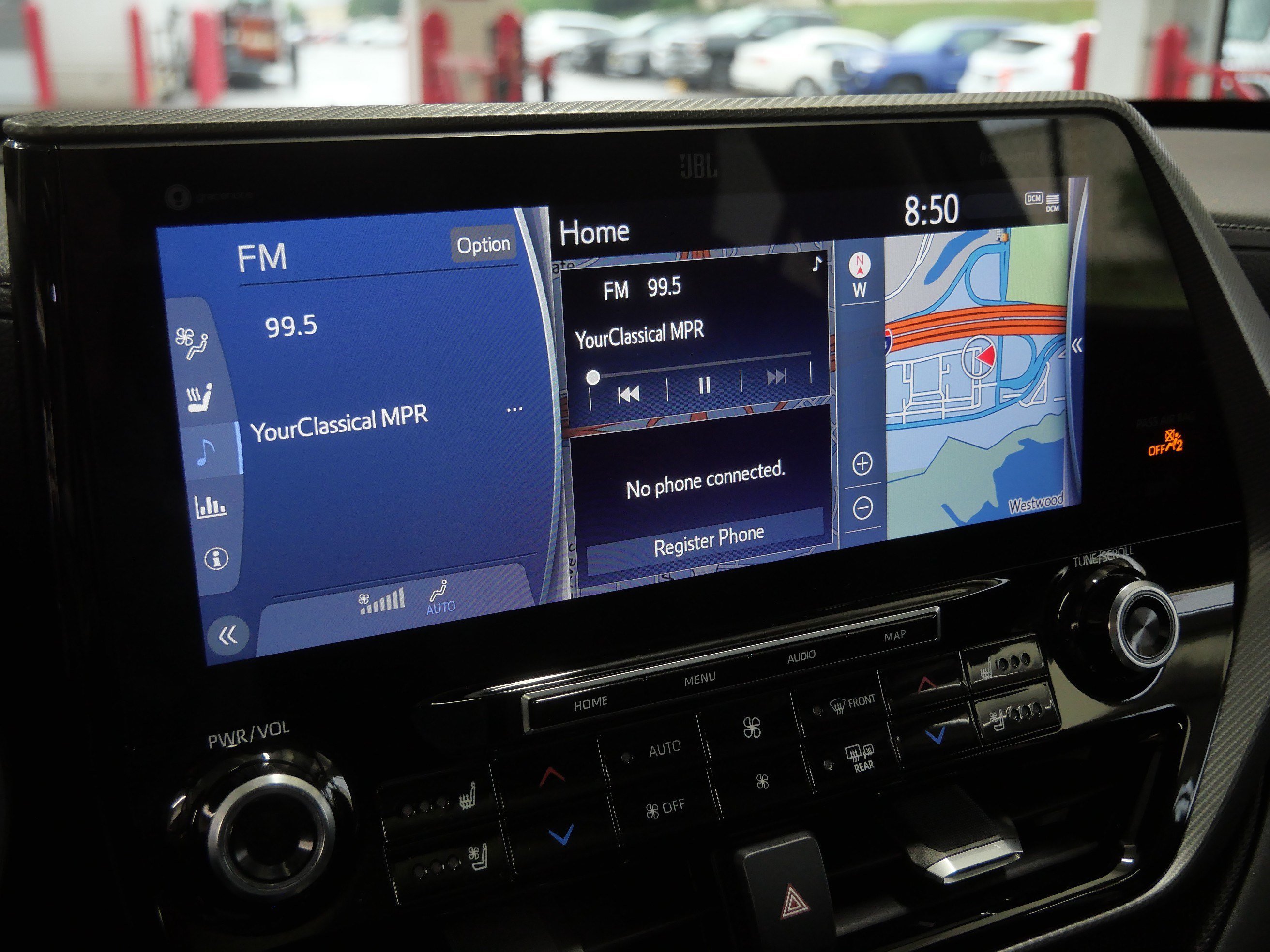 Certified Used 2020 Moon Dust Toyota Hybrid Platinum image 28