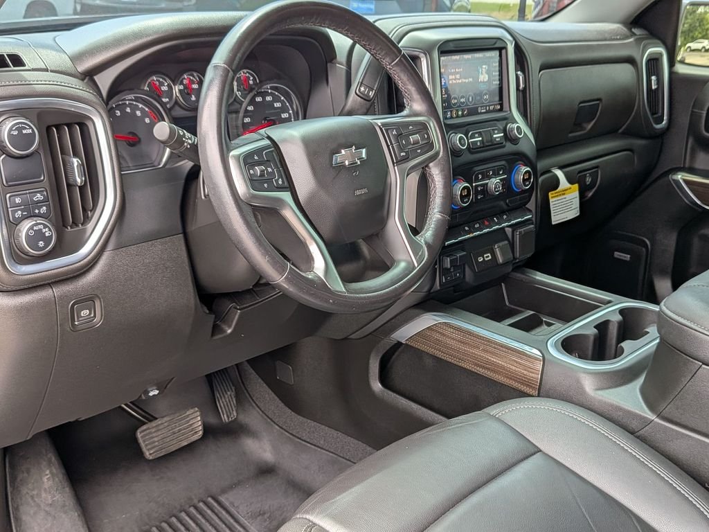 Used 2022 Black Chevrolet RST image 23