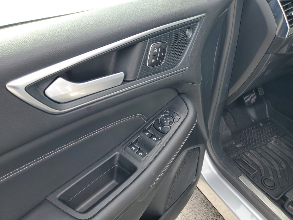 2024 Ford Edge Titanium - Photo 13