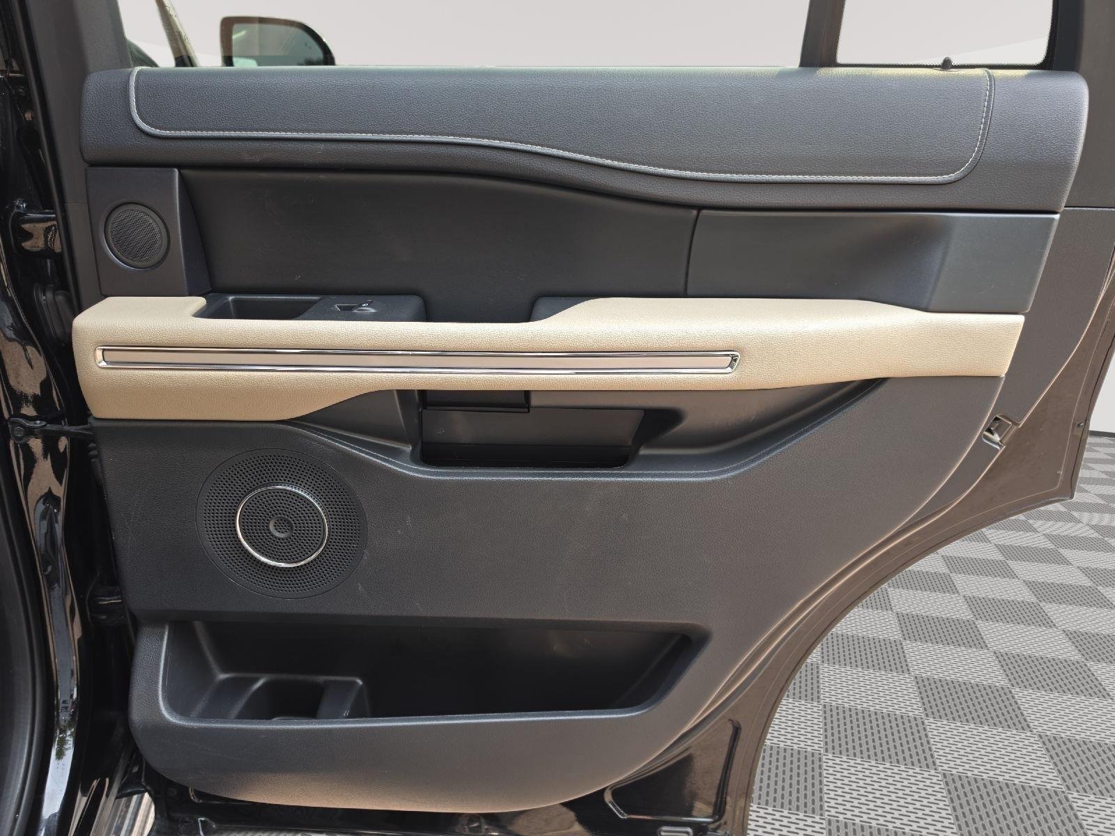 2024 Ford Expedition Limited - Photo 19