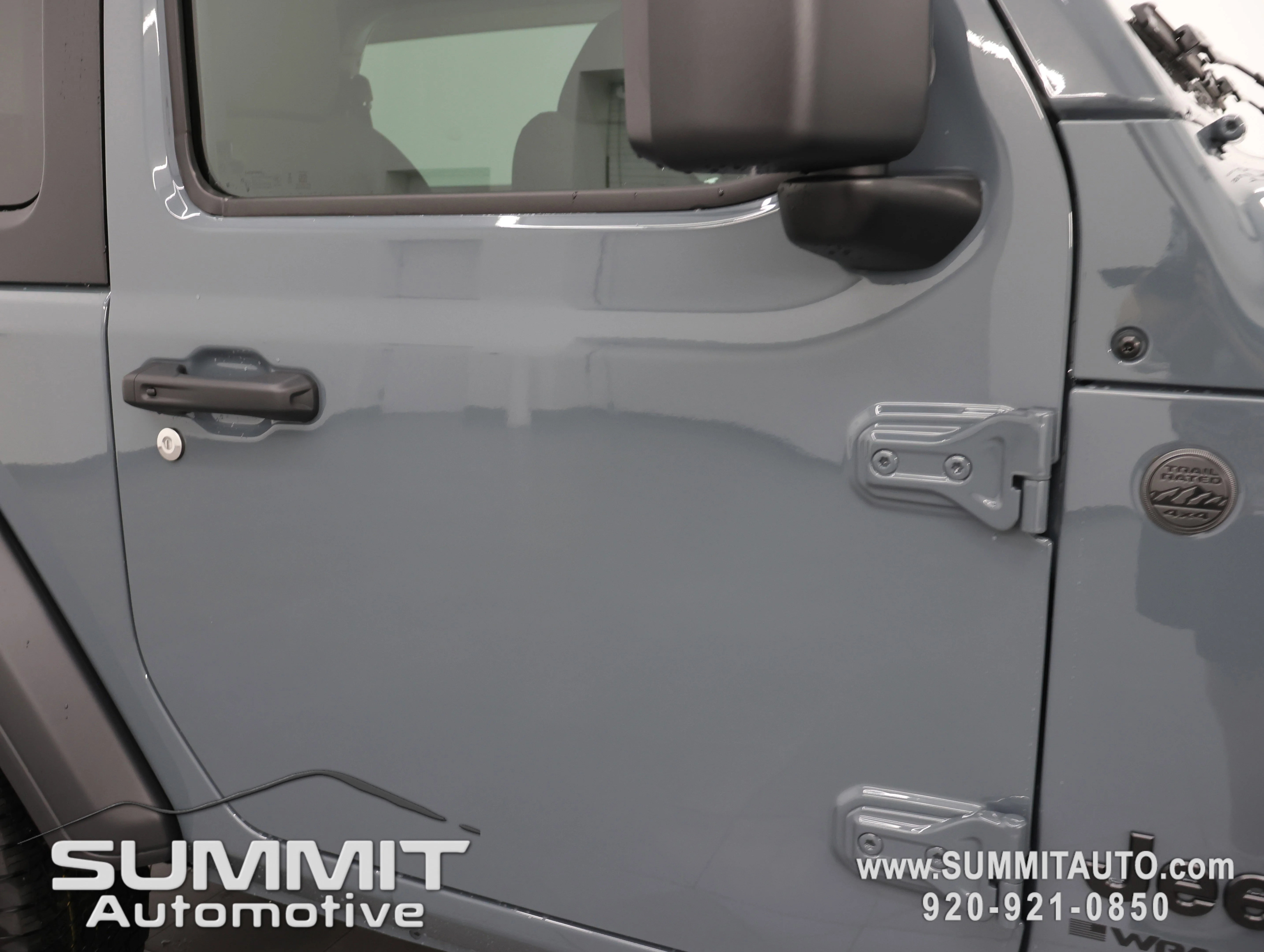 New 2026 Anvil Clear-Coat Exterior Paint Jeep Sport S image 23